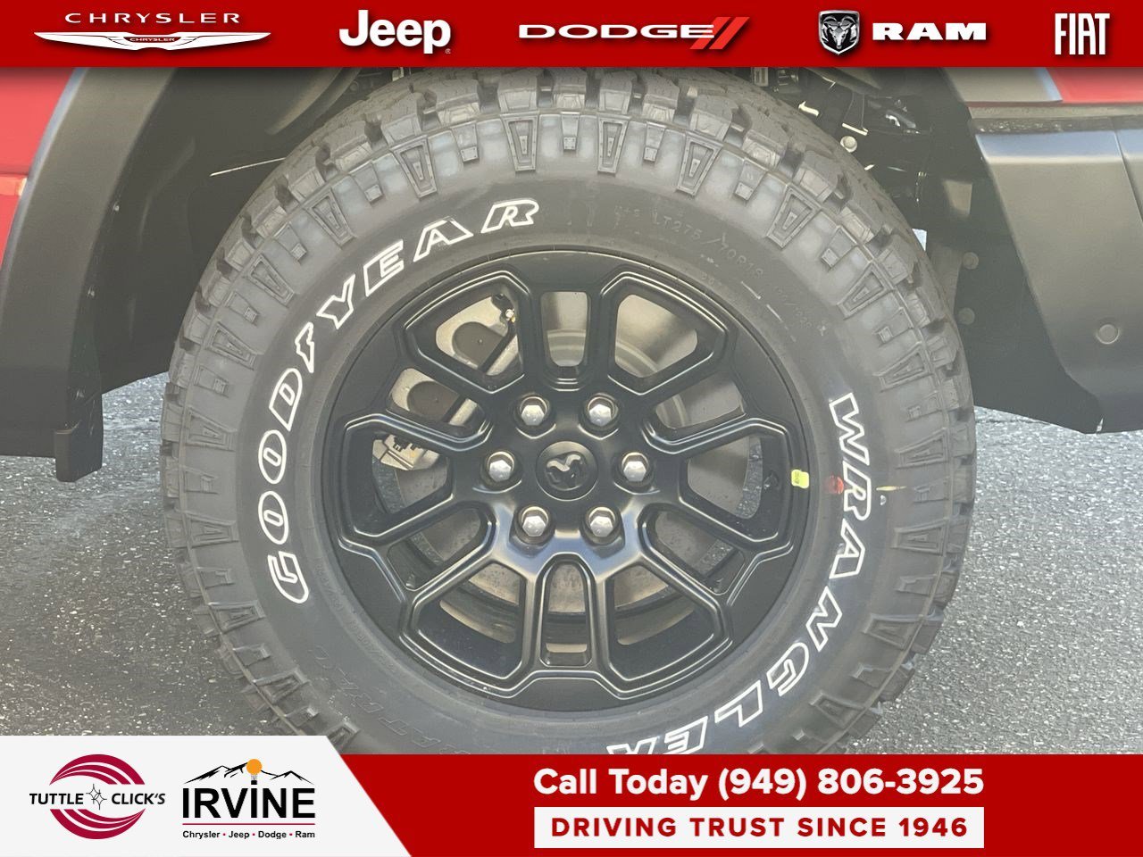 New 2026 Molten Red Pearl-Coat Exterior Paint RAM Rebel image 10