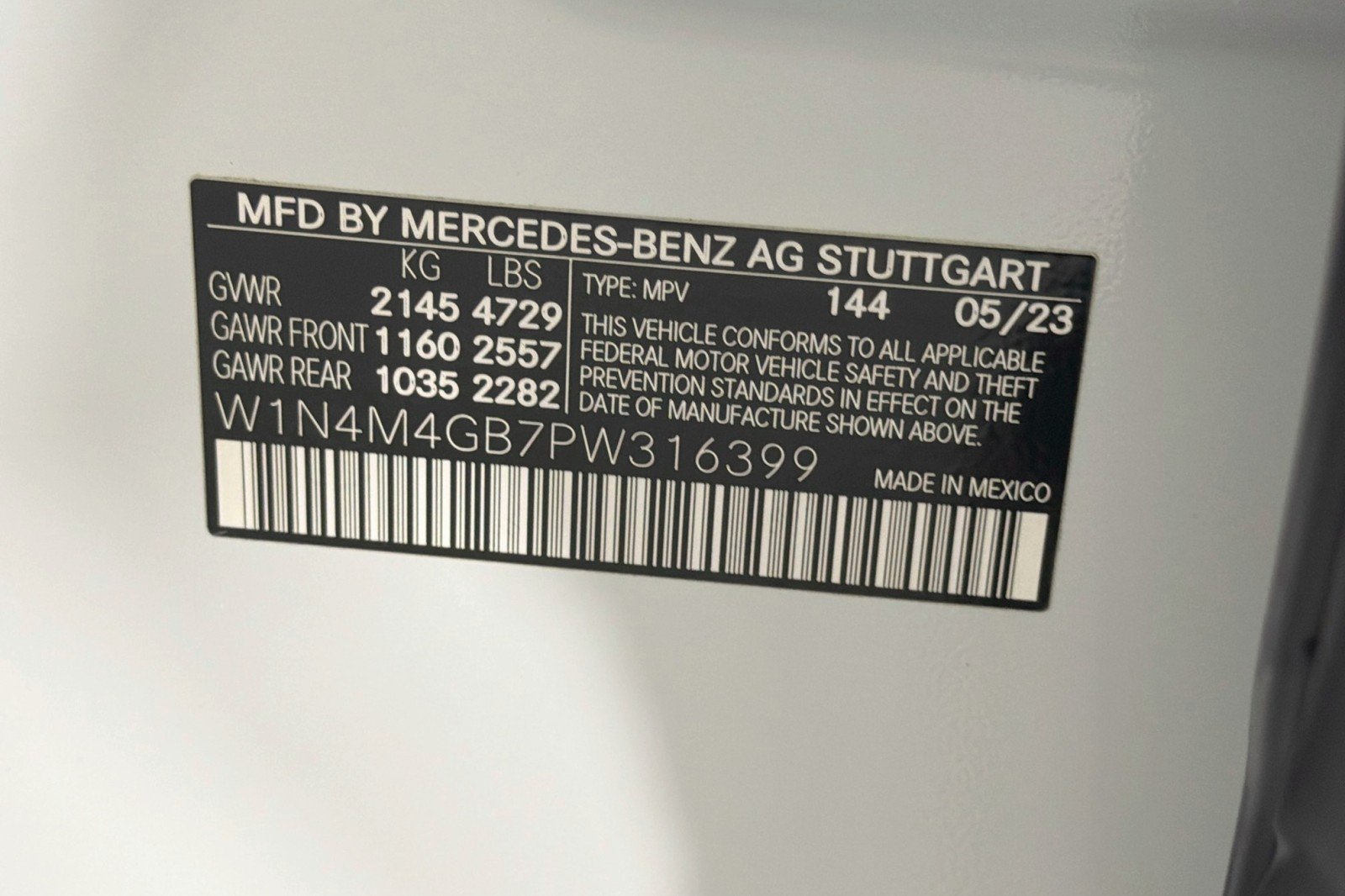 Used 2023 Digital White Metallic Mercedes-Benz 250 image 25