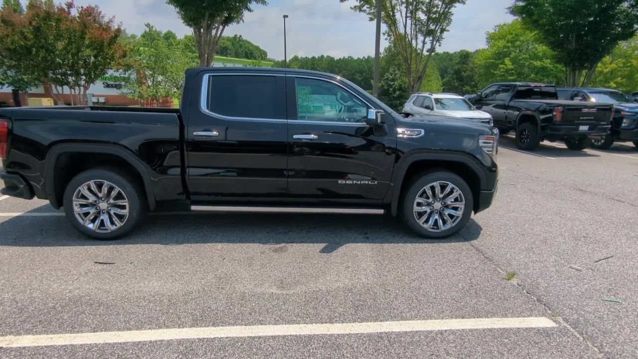 2026 GMC Sierra 1500 Denali - Photo 9