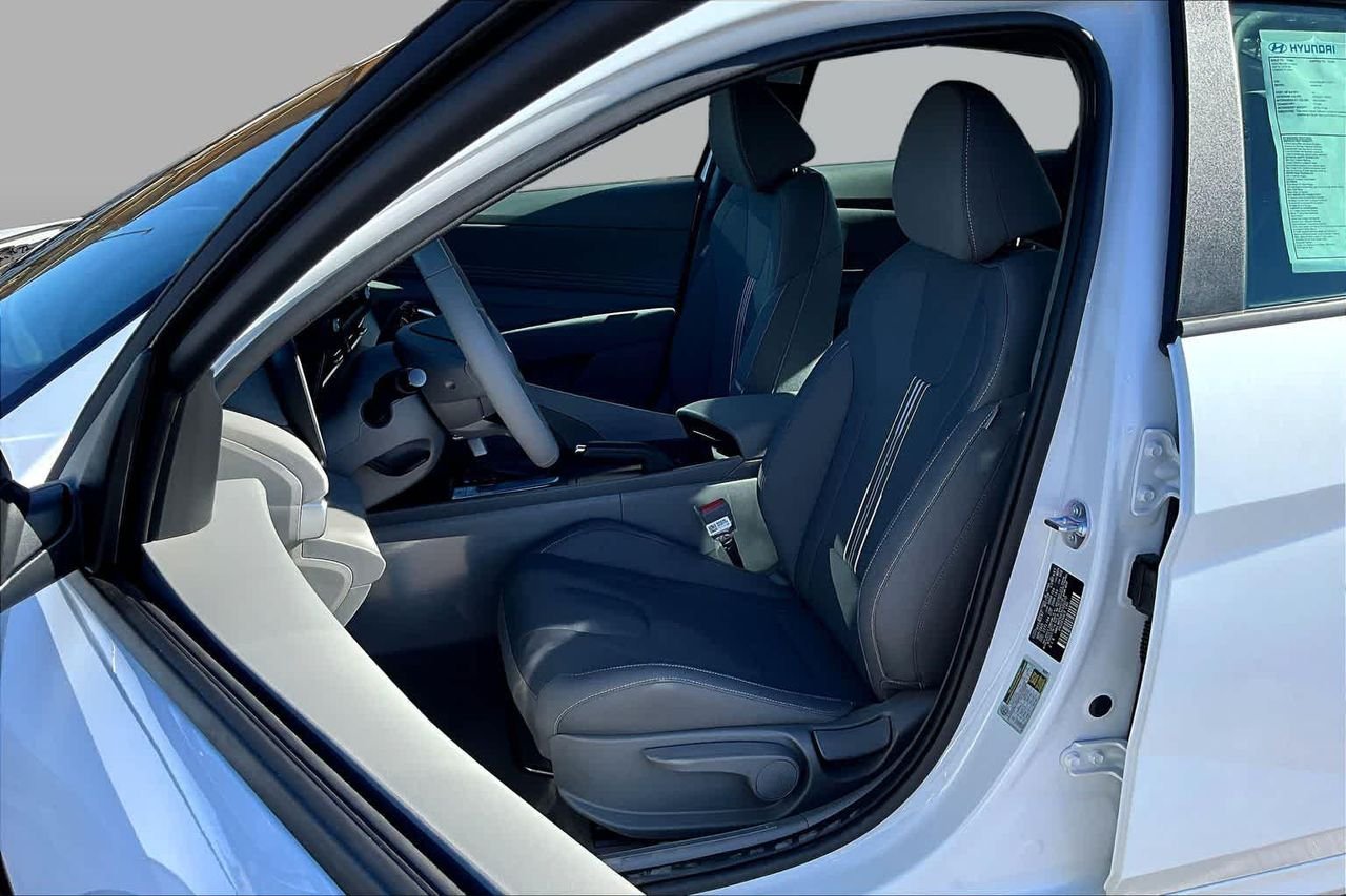 New 2026 Serenity White Hyundai SEL Sport image 9