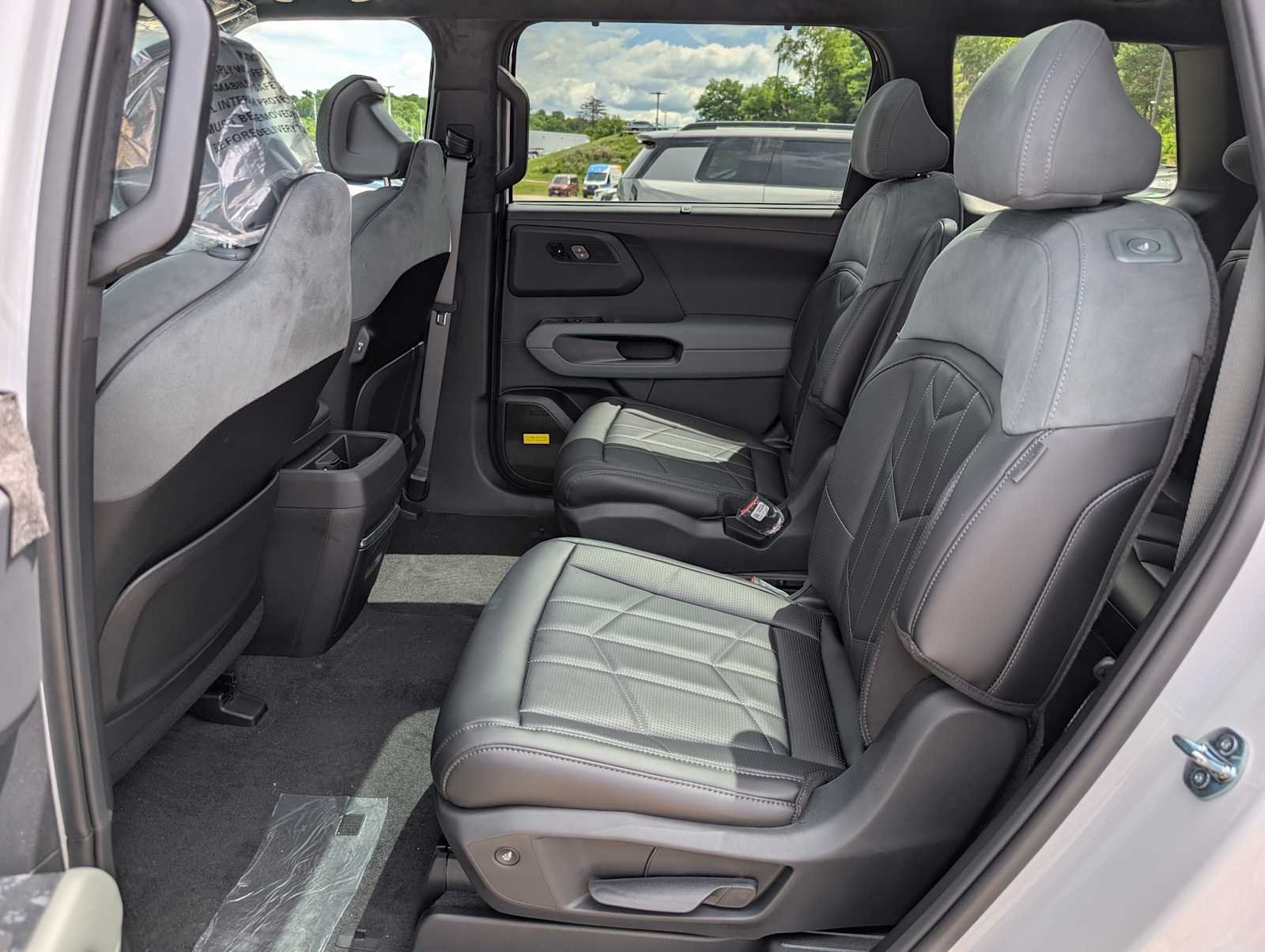 New 2027 Glacial White Pearl Kia X-Line SX-Prestige image 19