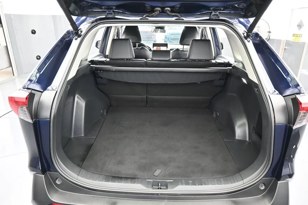 Used 2025 Blueprint Toyota XLE Premium image 39