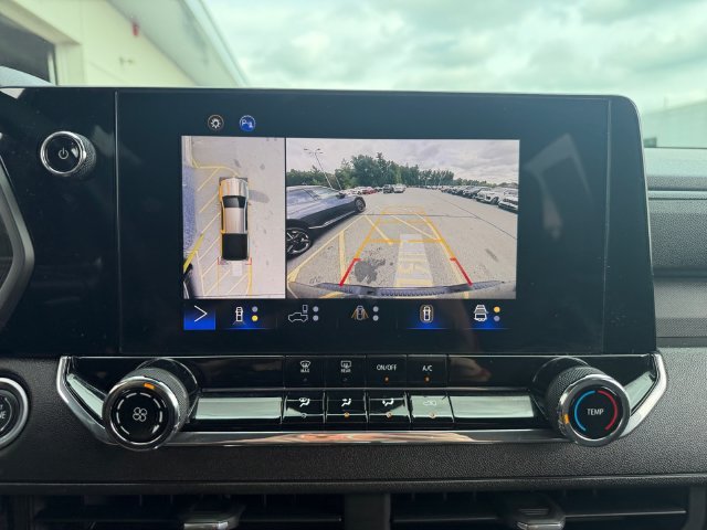 Used 2023 Black Chevrolet Trail Boss image 20