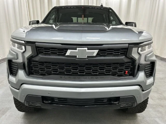 New 2026 Sterling Gray Metallic Chevrolet RST image 38