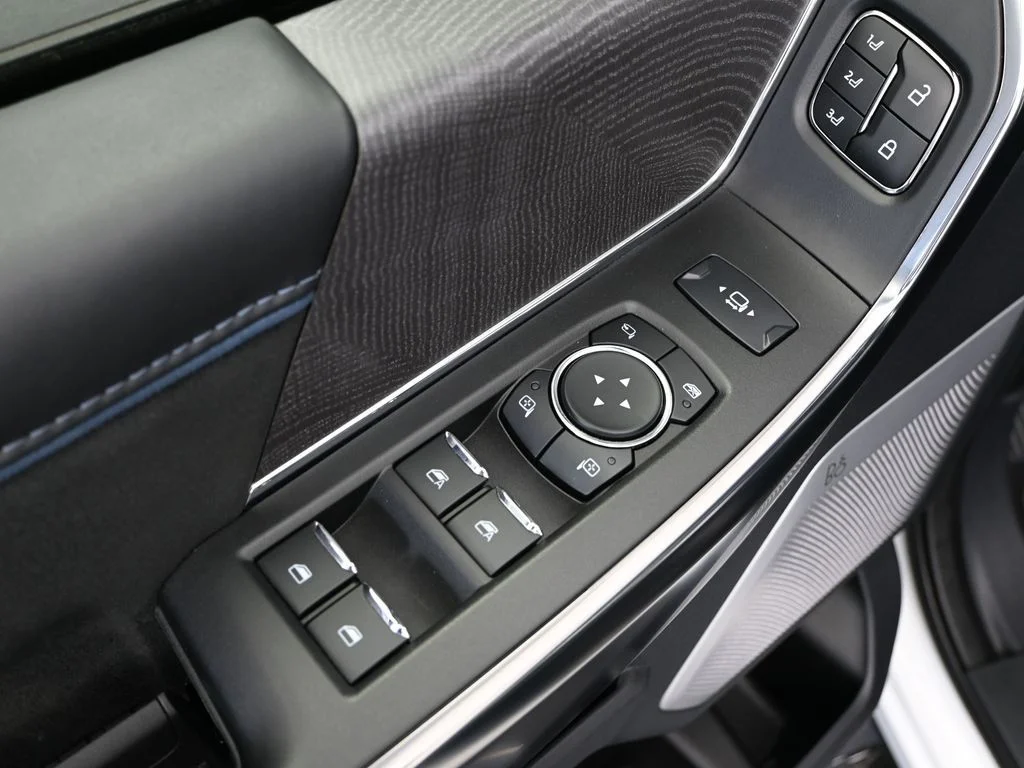 2025 Ford F-250 Super Duty Platinum - Photo 15