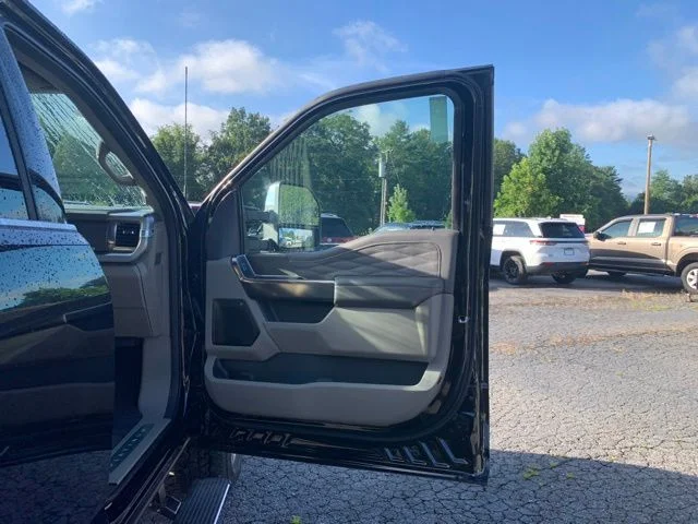 New 2026 Black Ford F-250® Platinum® image 15