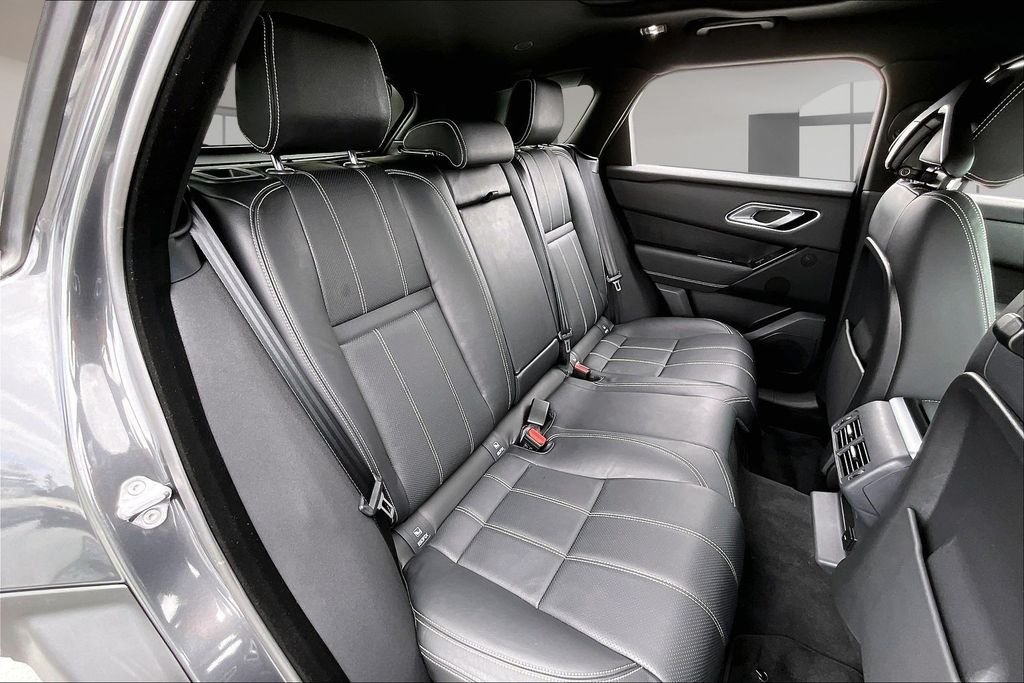 Used 2022 Carpathian Gray Premium Metallic Land Rover P250 R-Dynamic S image 23