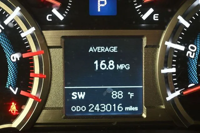 Used 2018 Barcelona Red Metallic Toyota SR5 image 27