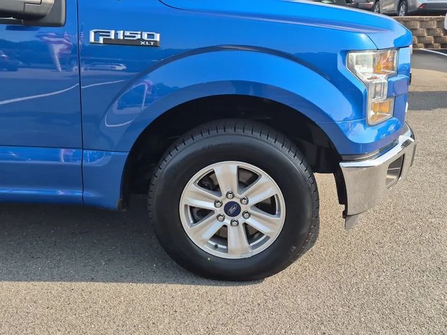 Used 2016 Blue Ford XLT image 10