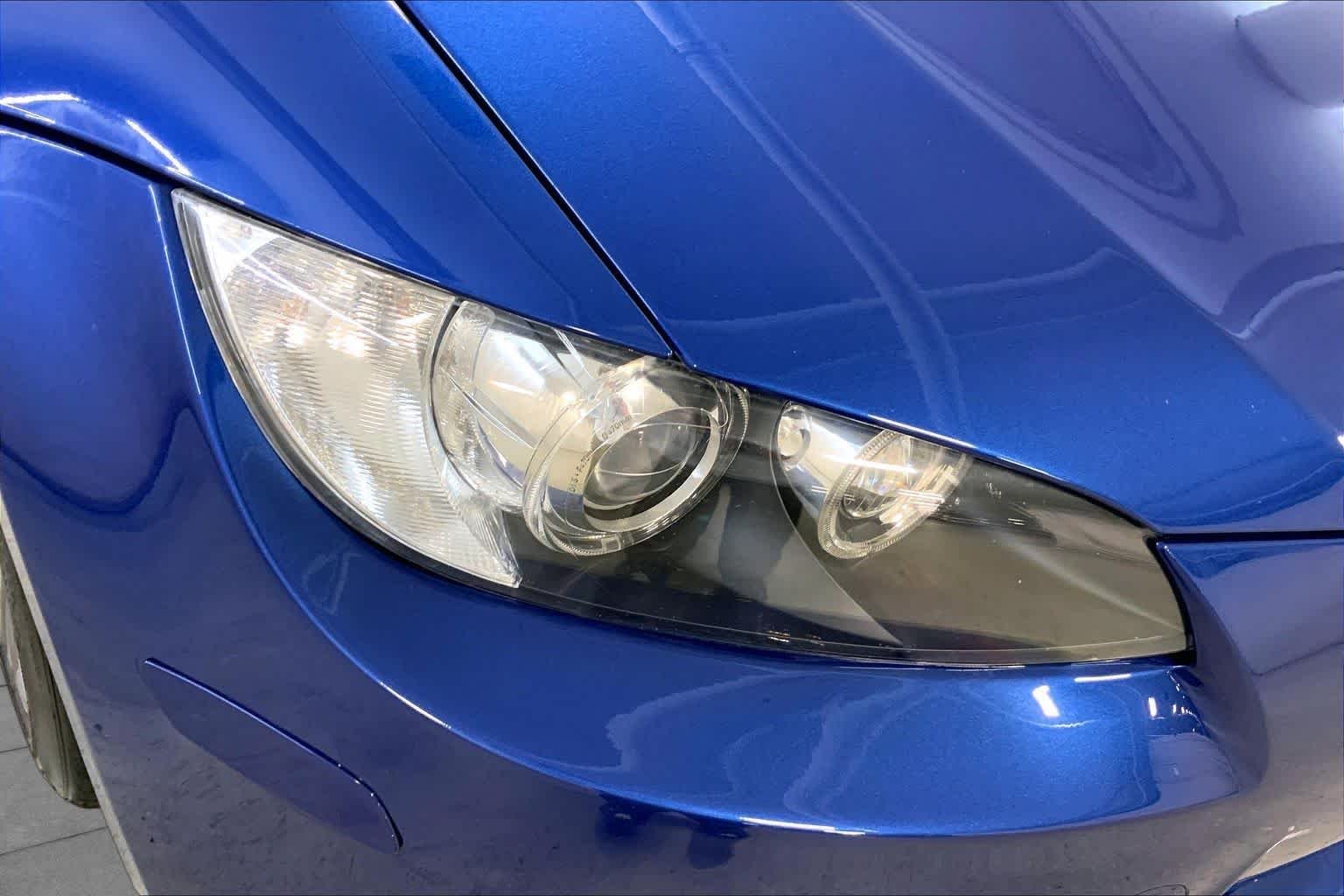 Used 2009 Interlagos Blue Metallic BMW  image 27