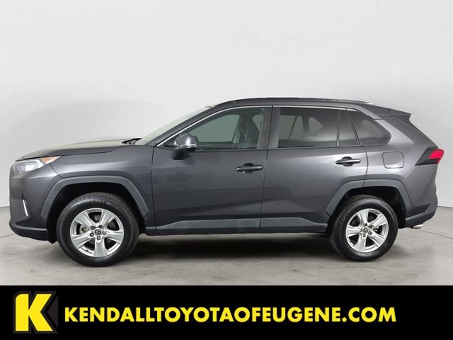 Used 2019 Gray Toyota XLE image 8