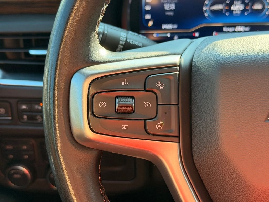 Used 2023 Gray Chevrolet Premier image 31