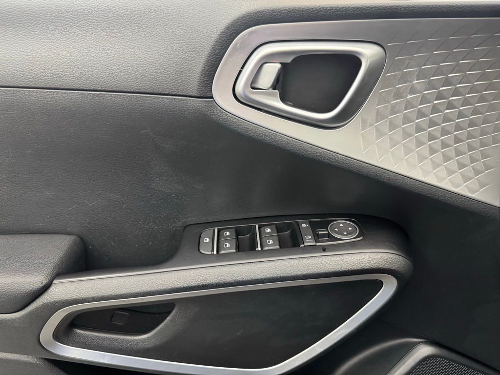 Used 2023 Gravity Gray Kia LX image 15