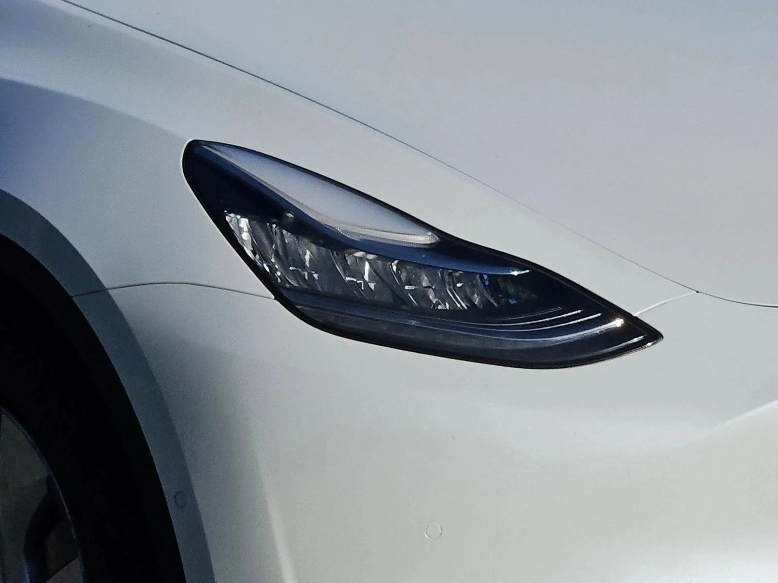 Used 2021 Pearl White Multi- Tesla Long Range image 8