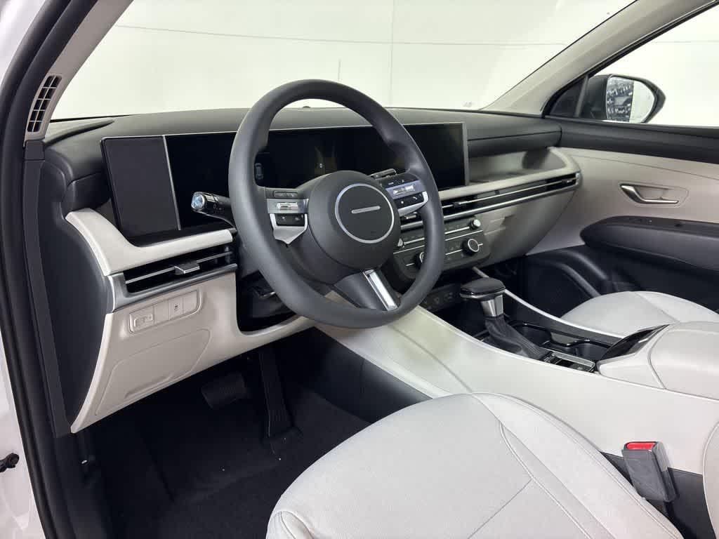 New 2026 Serenity White Pearl Hyundai SE FWD image 15