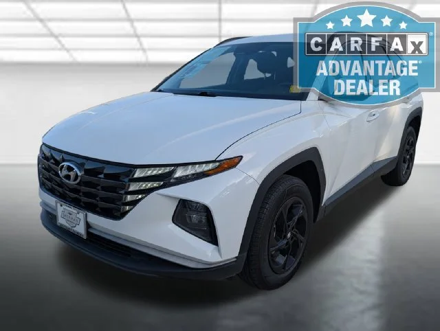 Used 2024 White Hyundai SEL image 39