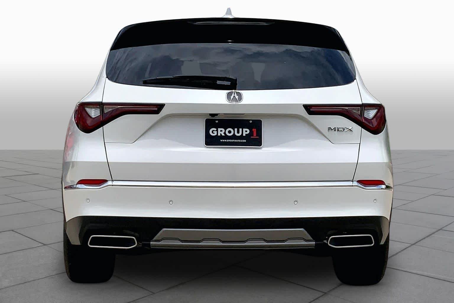 Used 2026 Platinum White Pearl Acura w/Technology Package image 5