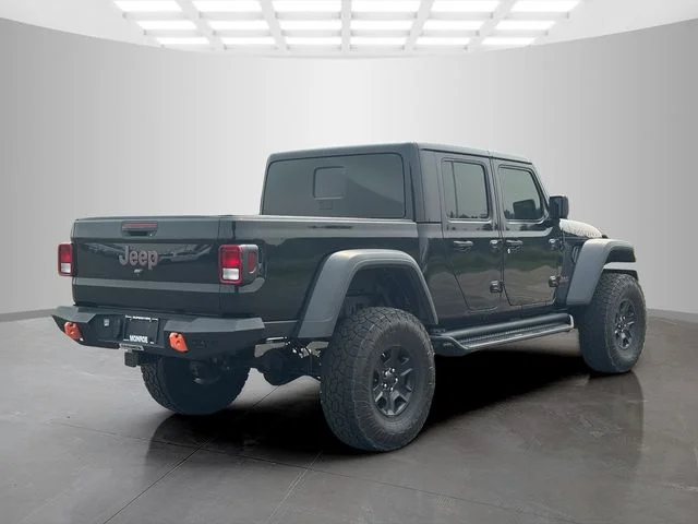 Used 2021 Black Jeep Mojave image 7