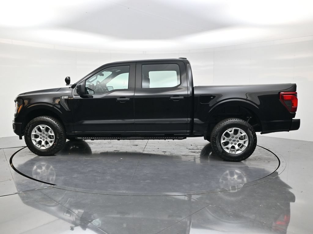 Used 2025 Black Metallic Ford XL image 8