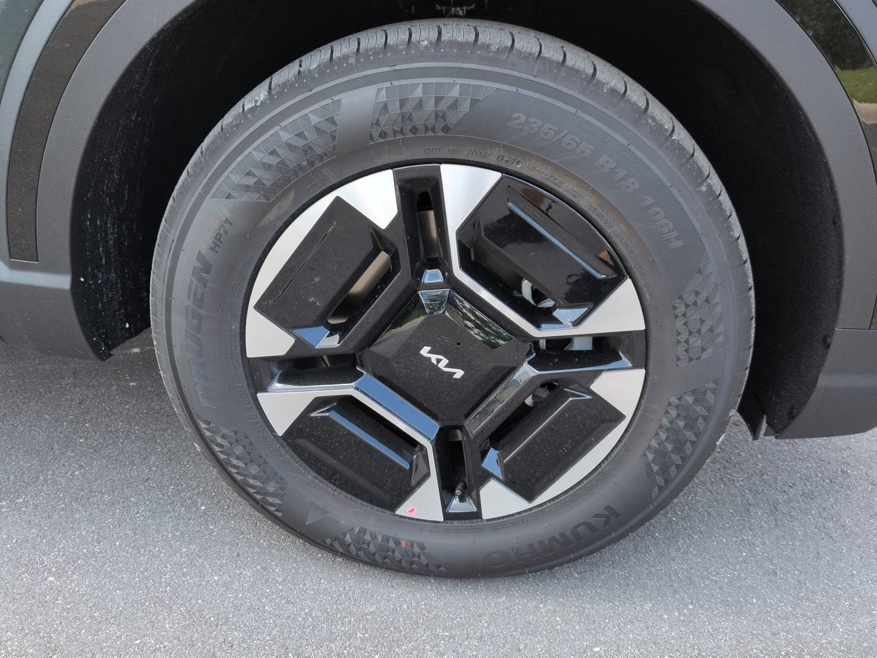 New 2027 Black Jade Green Kia EX image 11