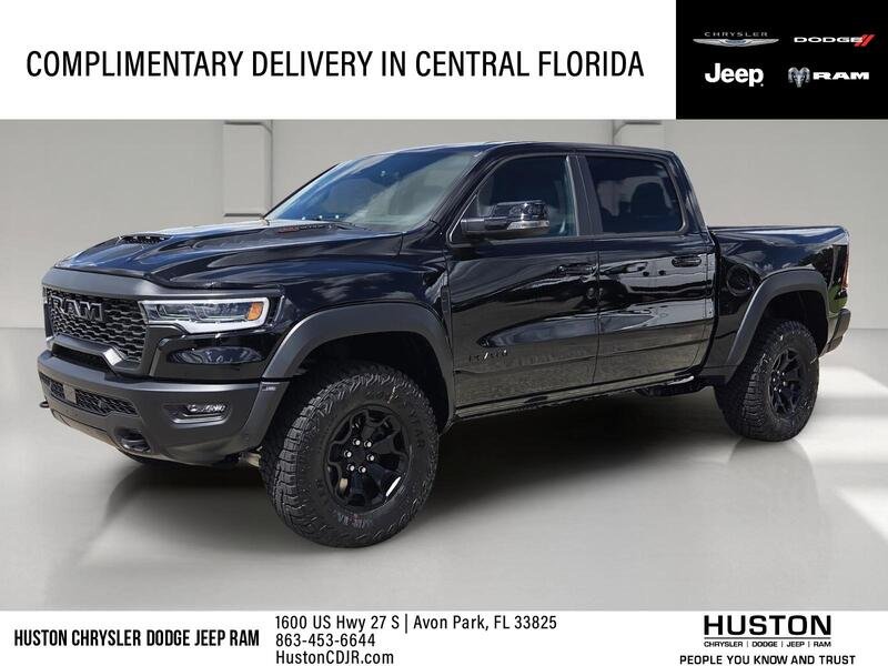 New 2027 Diamond Black Crystal Pearl-Coat Exterior Paint RAM RHO 4X4 CREW CAB 5
