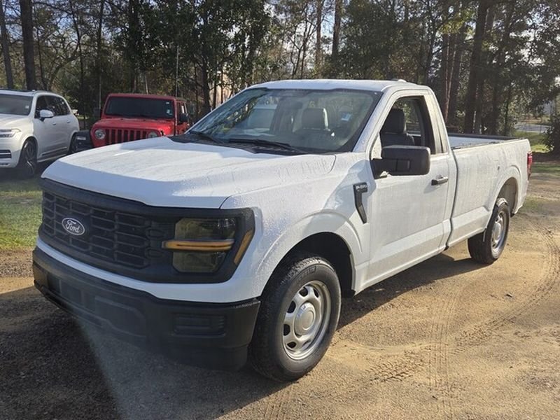 New 2026 Oxford White Ford XL image 3