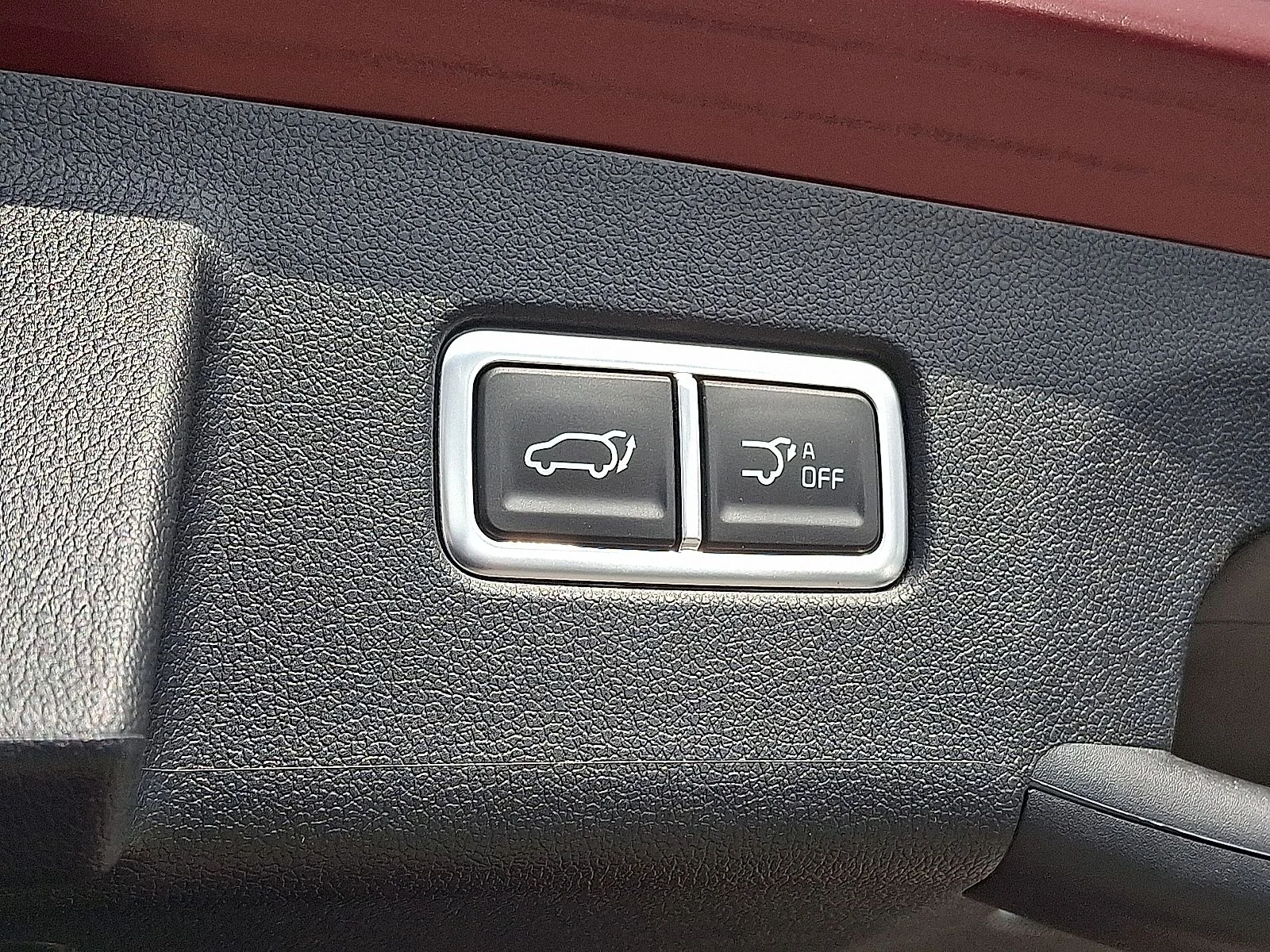 Certified Used 2025 Red Kia EX image 31
