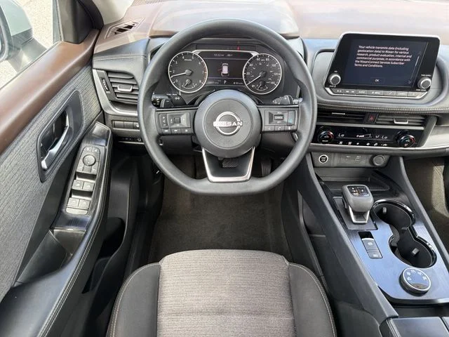 Used 2023 Silver Nissan SV image 12