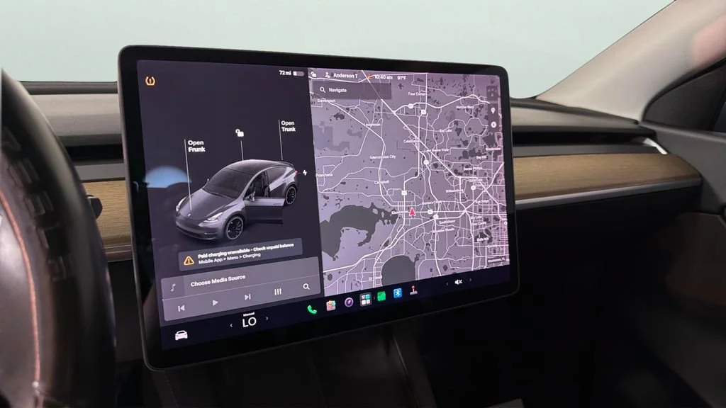 Used 2021 Black Tesla Performance Dual Motor All-Wheel Drive image 20