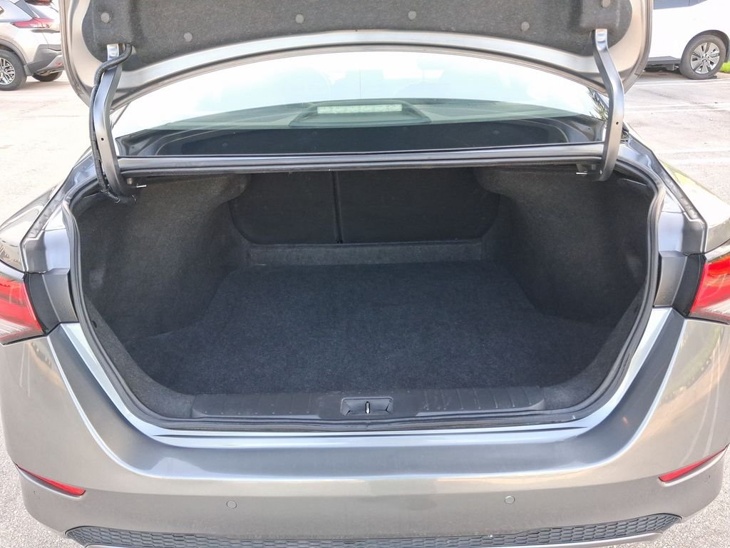 Used 2024 Gray Nissan SV image 14