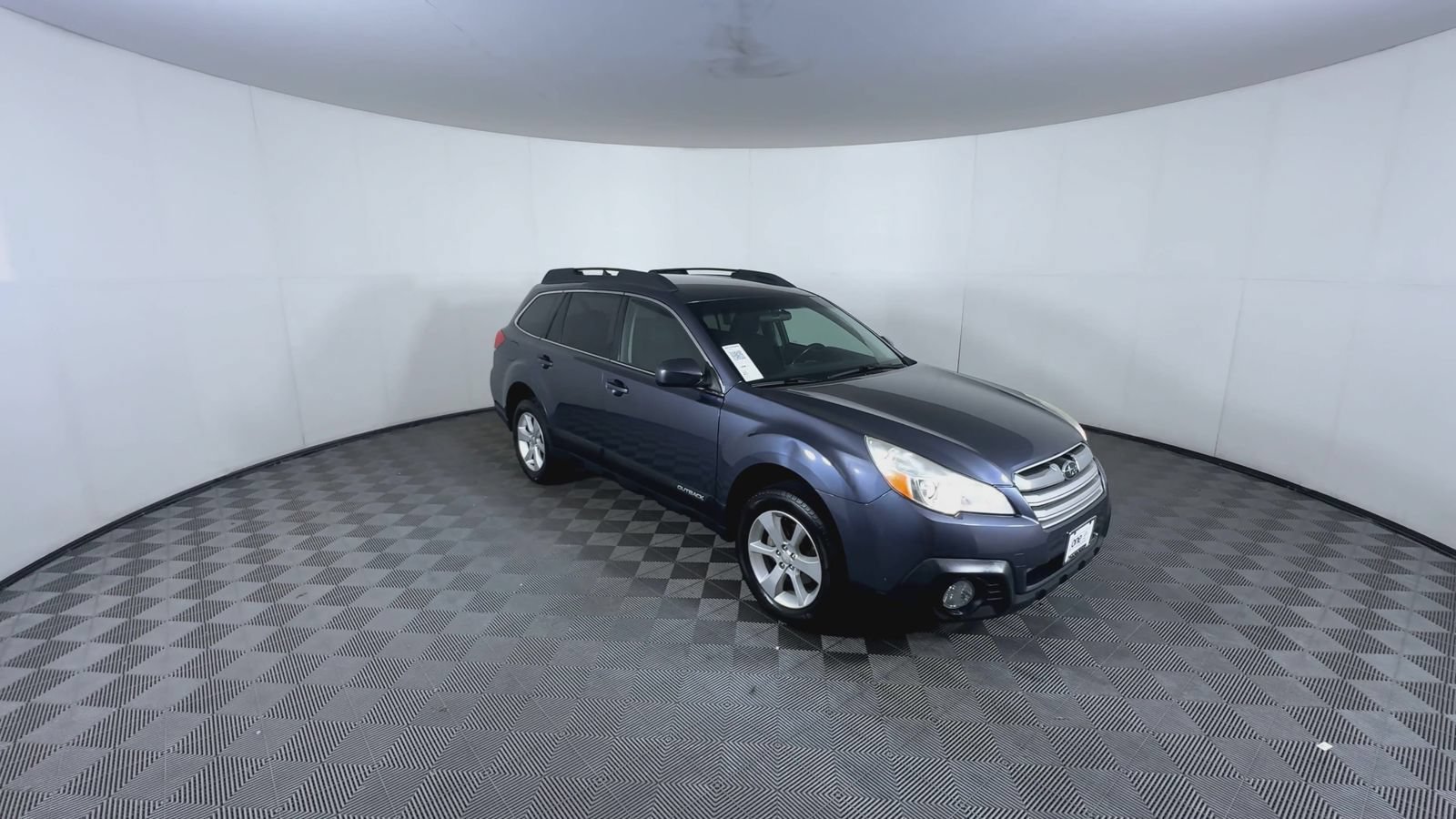 Used 2014 Subaru Outback 2.5i Premium with VIN 4S4BRCCC8E3230845 for sale in Aurora, CO