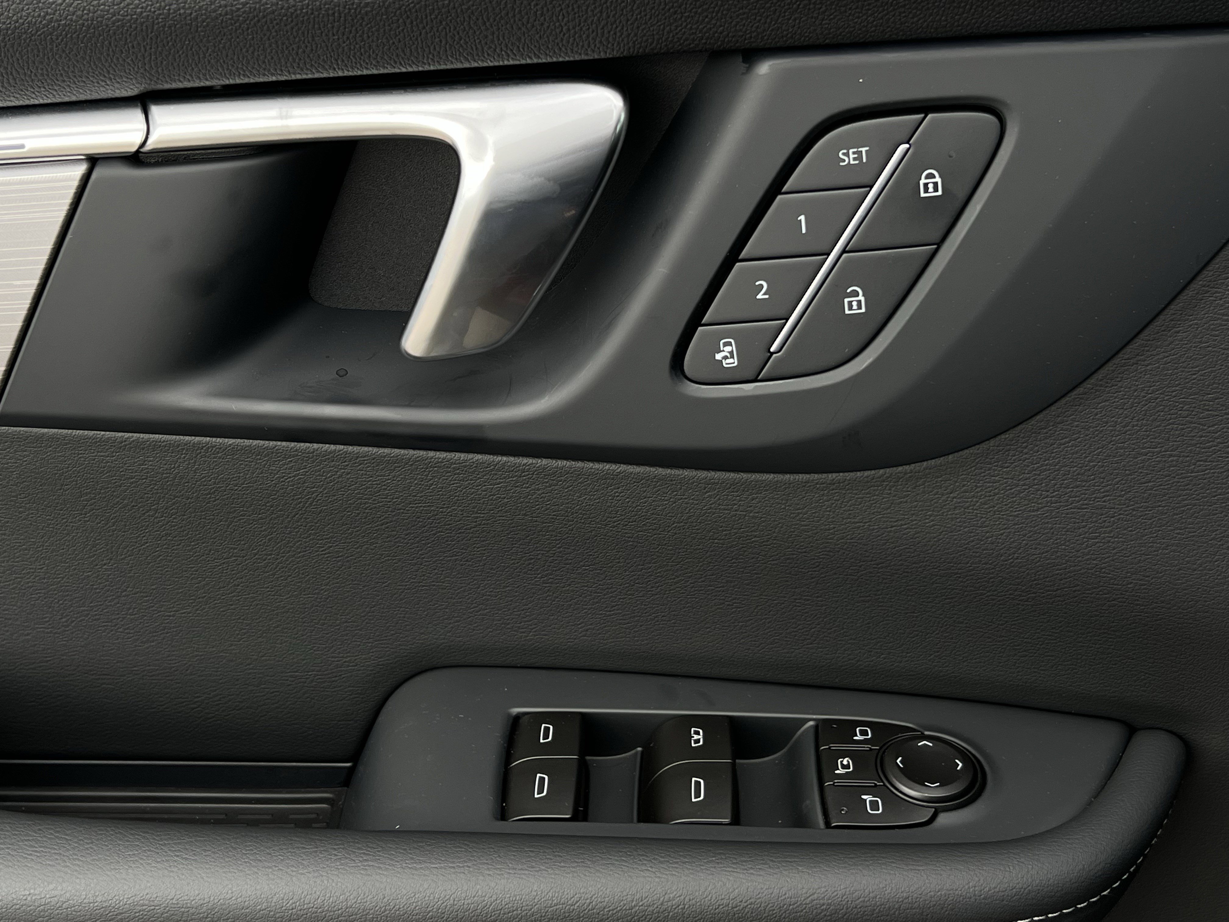 2026 Buick Enclave Preferred - Photo 22