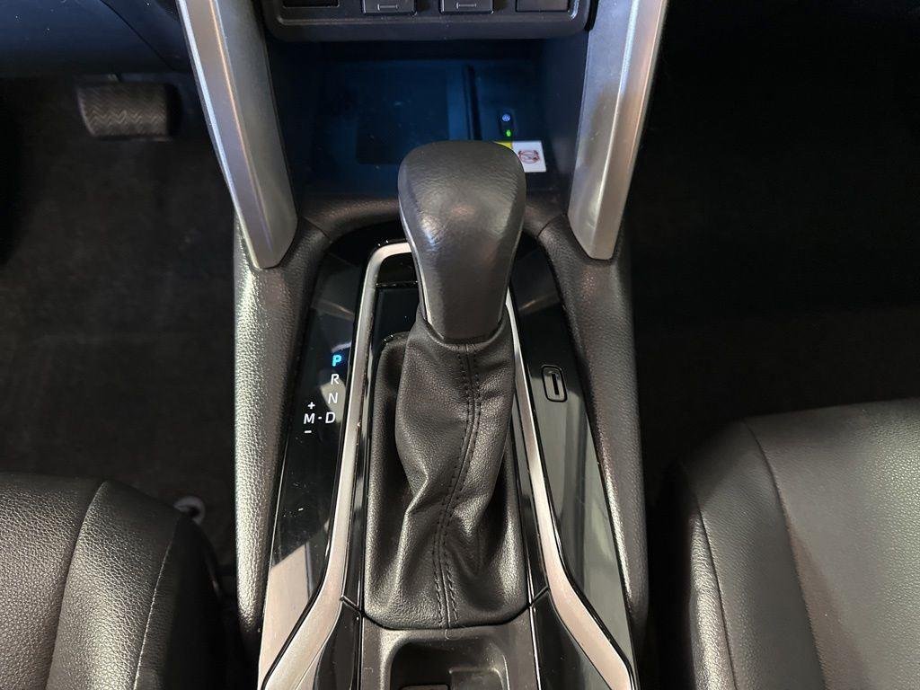 Certified Used 2022 Silver Toyota XLE image 21