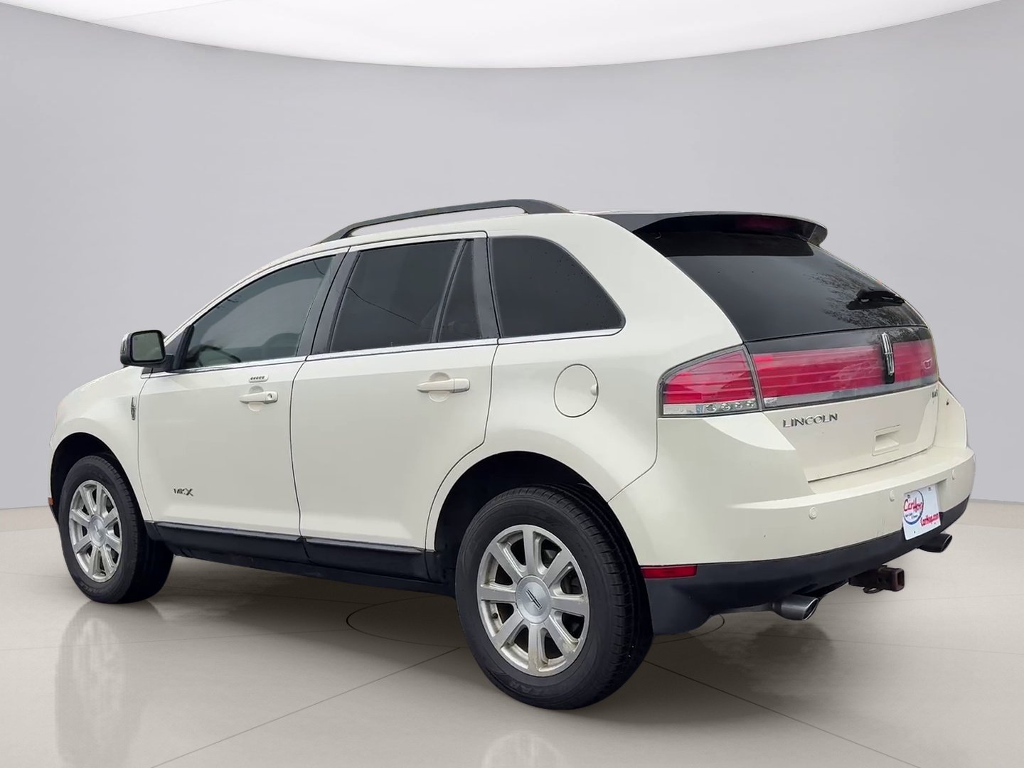Used 2008 White Lincoln BASE image 3