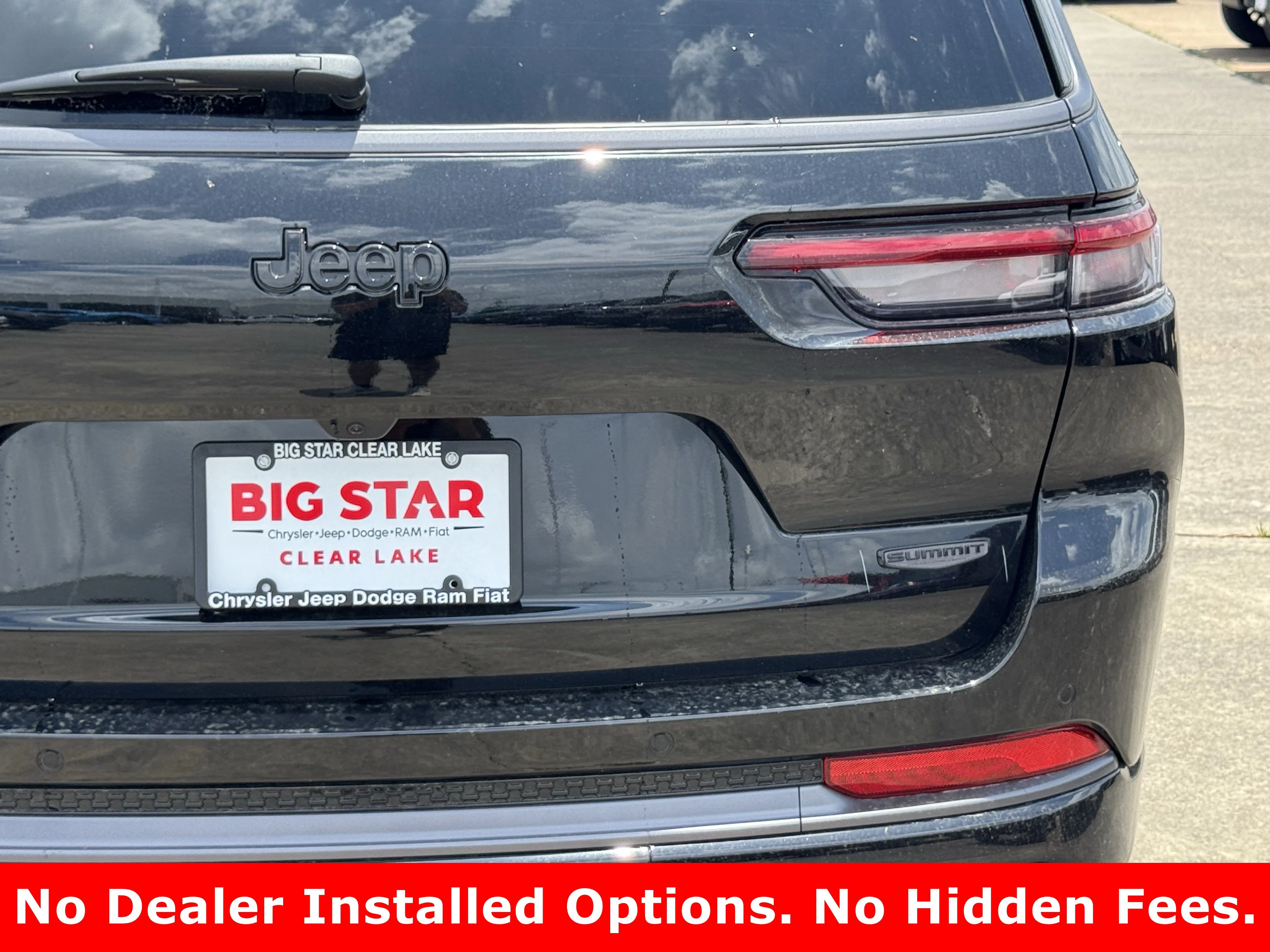 New 2026 Diamond Black Crystal Pearlcoat Jeep Summit image 9