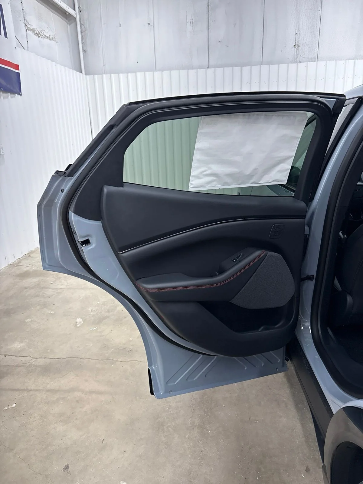 New 2026 Glacier Gray Metallic Tri-coat Ford Premium image 15