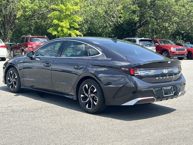 Certified Used 2025 Blue Hyundai SEL image 11