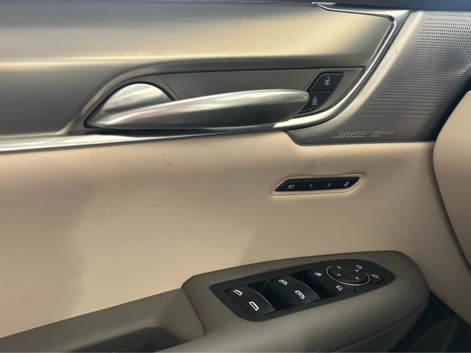 Used 2024 Argent Silver Metallic Cadillac Premium Luxury image 19