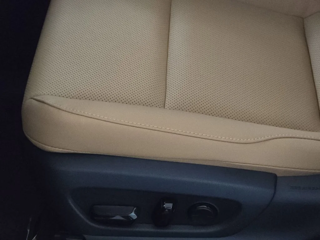 New 2026 Black Lexus 300h Premium image 27