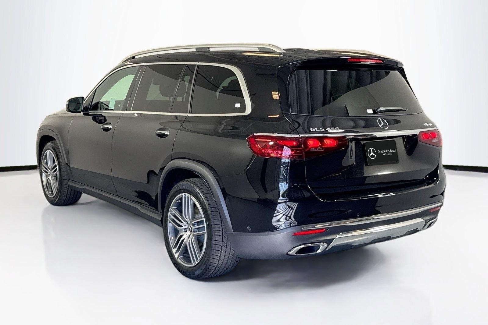 New 2026 Obsidian Black Metallic Mercedes-Benz GLS 450 image 7