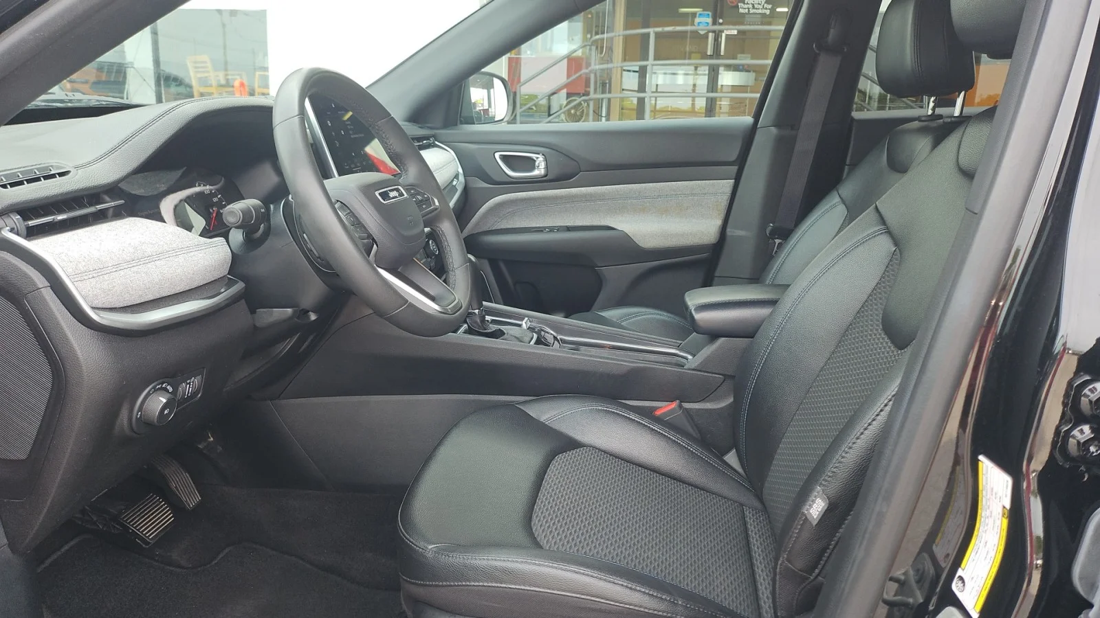 Used 2024 Black Jeep Latitude image 10