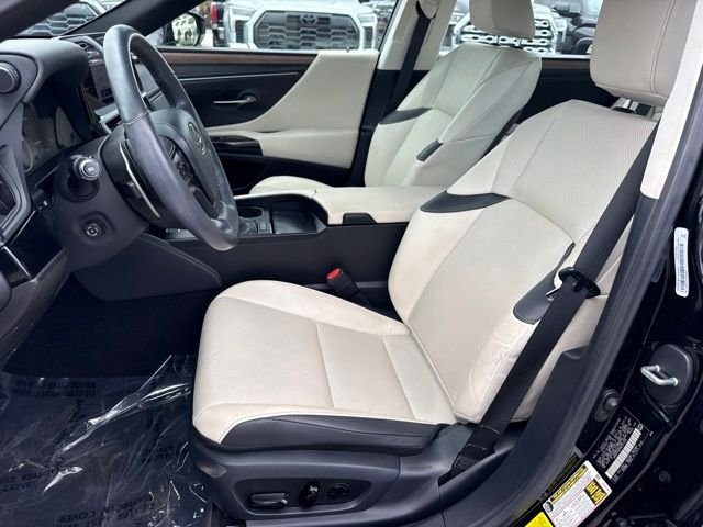 Used 2024 Black Lexus 350 image 11
