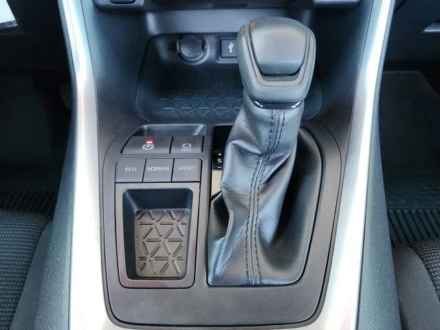 Certified Used 2020 Blue Toyota LE image 19