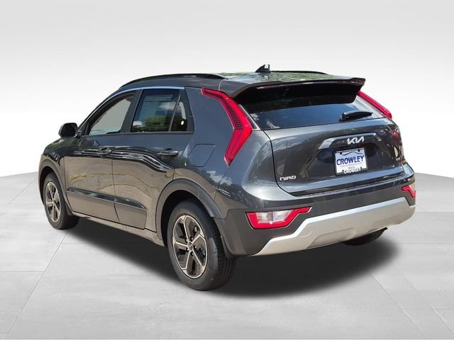 New 2026 Interstellar Gray Kia LX image 5