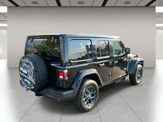New 2026 Black Clear-Coat Exterior Paint Jeep 85th Anniversary Edition image 3