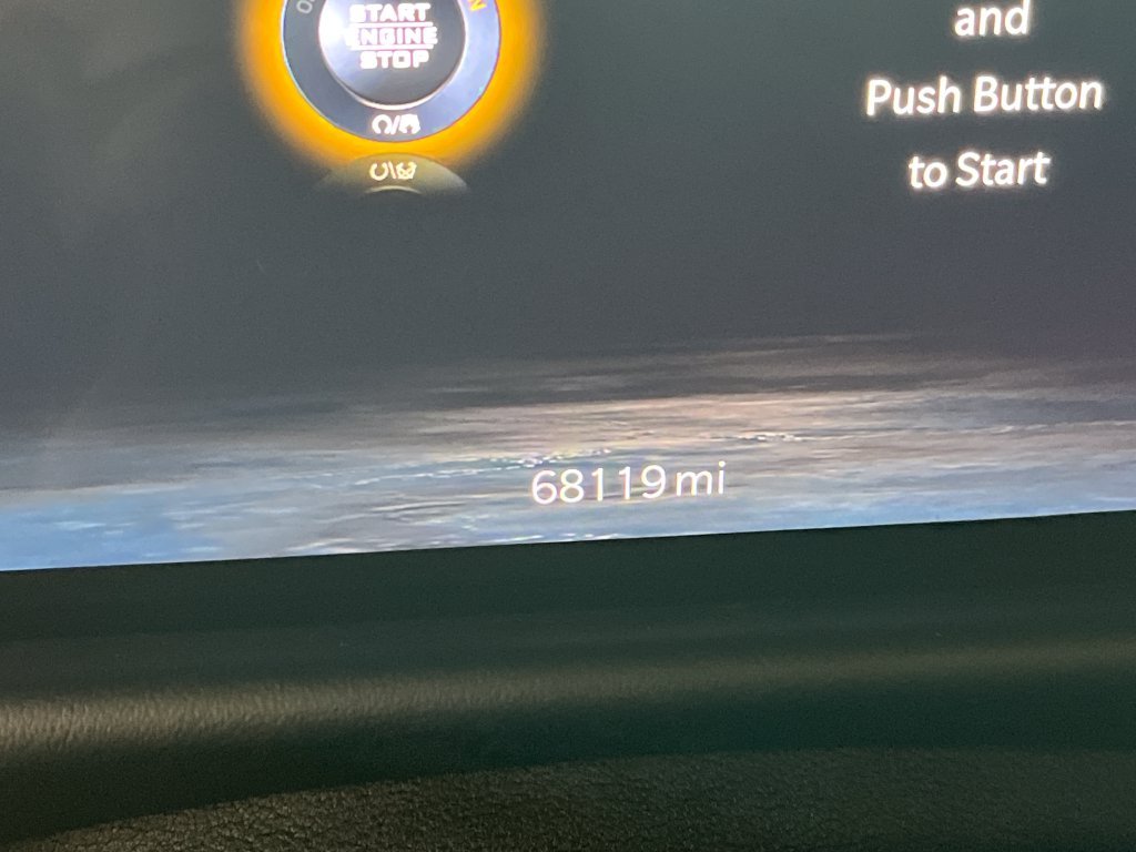 Used 2024 White Jeep Base image 18