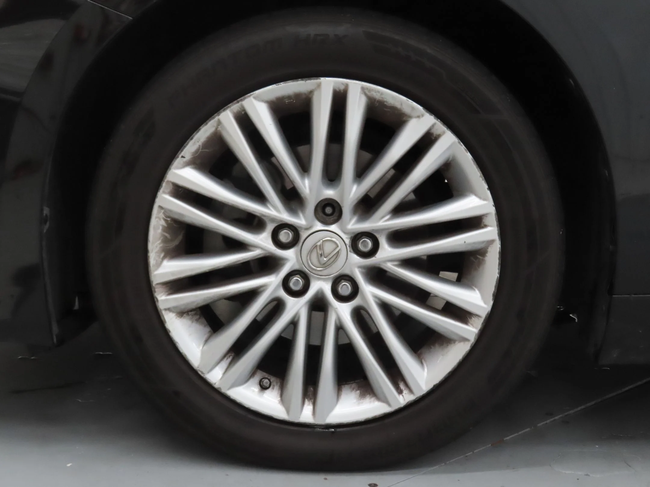 Used 2016  Lexus 350 image 27