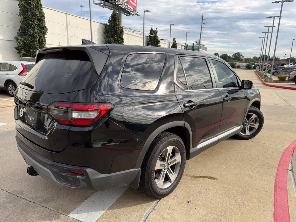 Used 2023 Crystal Black Pearl Honda EX-L image 3