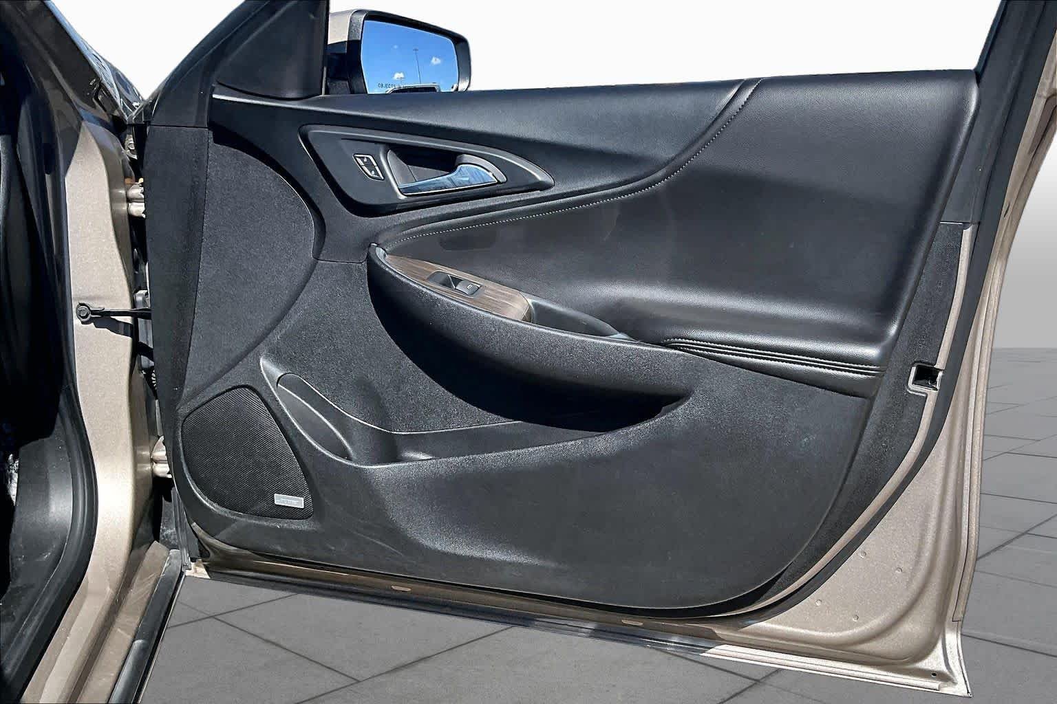 Used 2024 Mineral Gray Metallic Chevrolet LT image 23