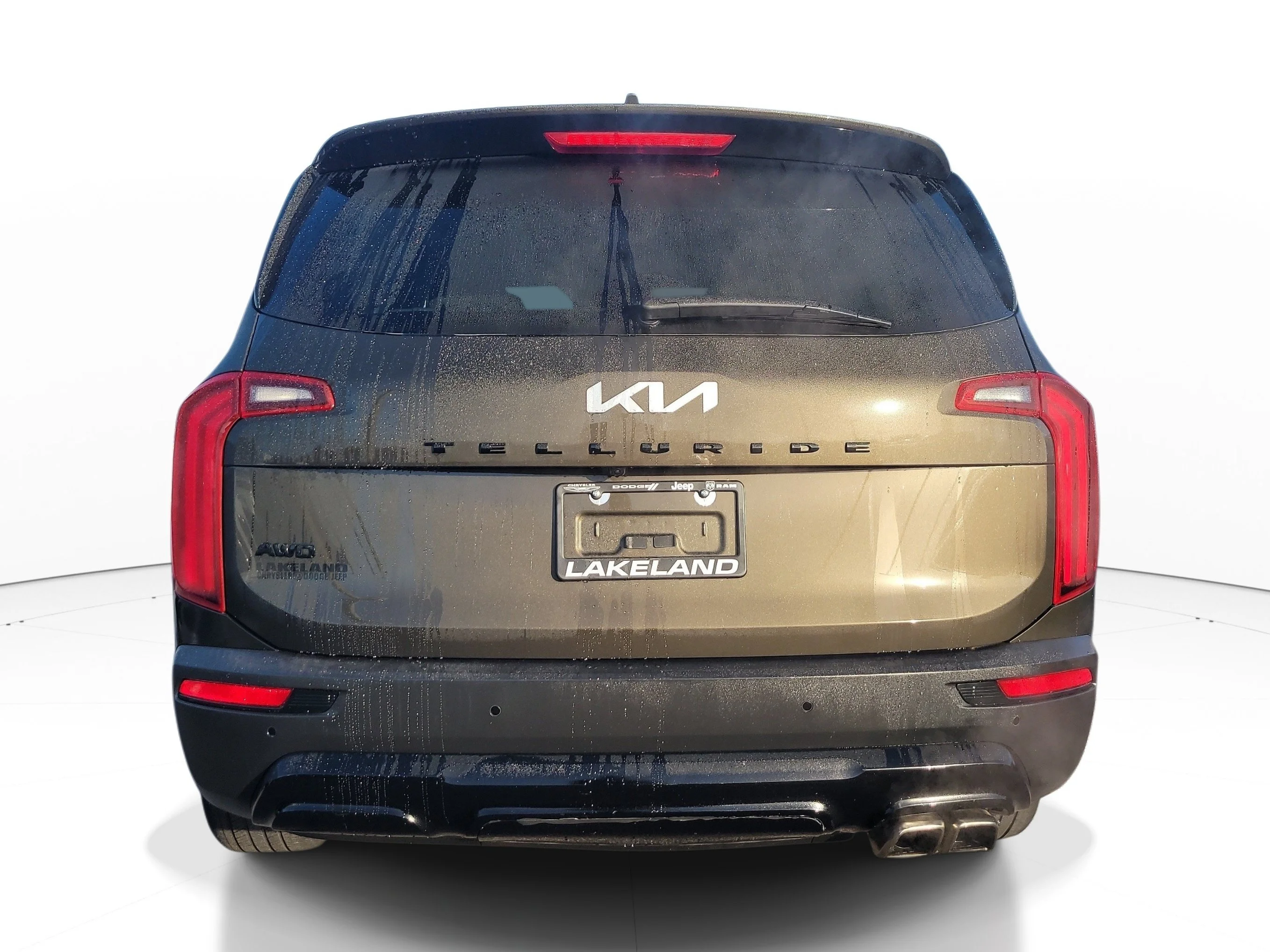 Used 2022 Dark Moss Kia EX image 5